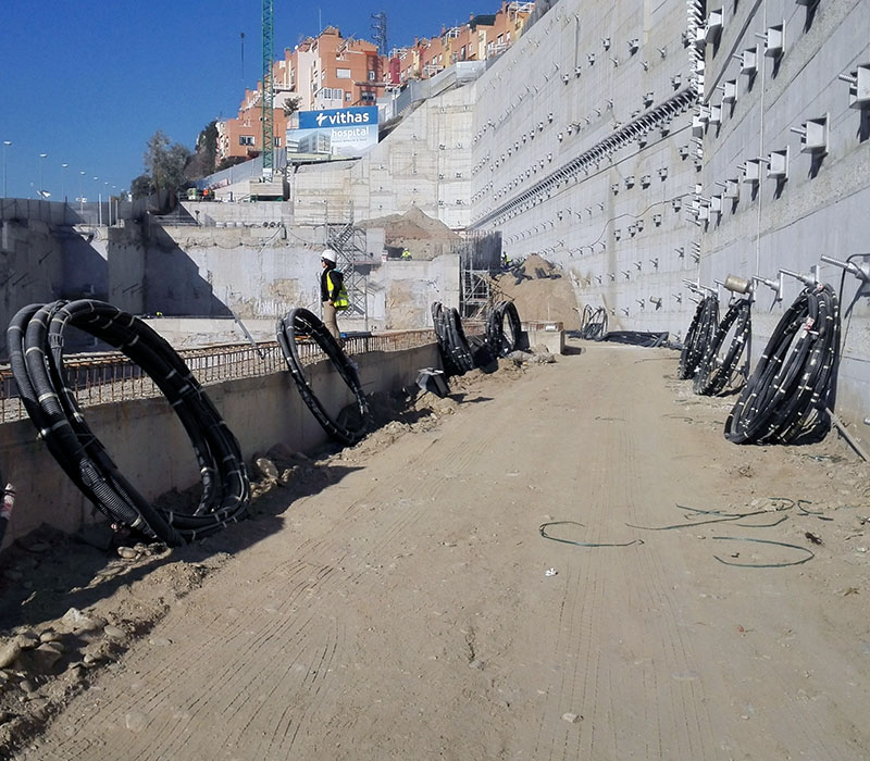 Protezione ancoraggi in acciaio Spagna Sireg Progetti Nel Mondo