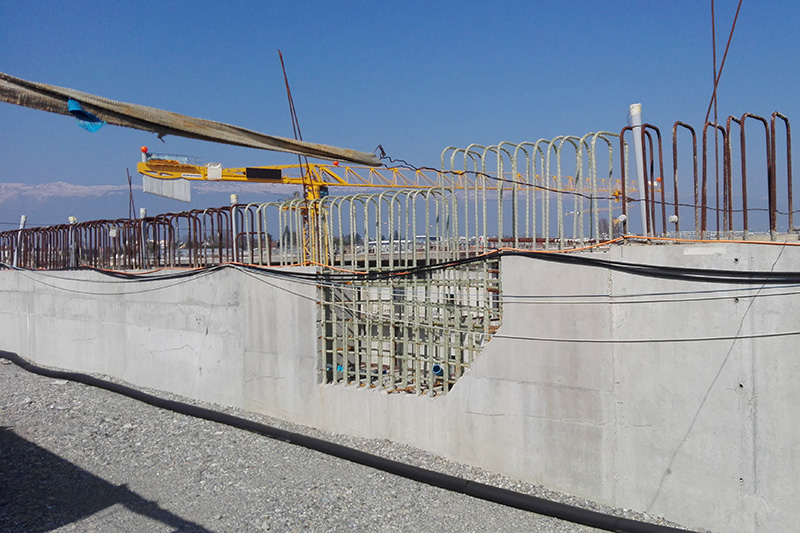 Produits Sireg Geotech pour le renforcement de structures en béton armé